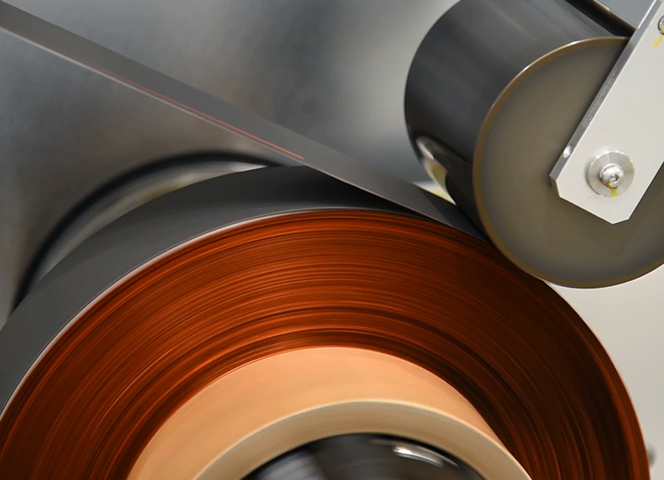 img16.jpg高速激光制片分條一體機(jī)(立式)